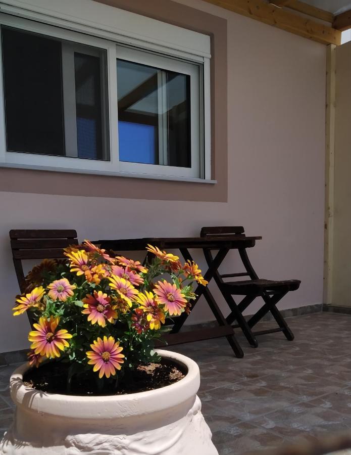 Sun And Sea 2 Elika Lakonias Apartment Exterior photo
